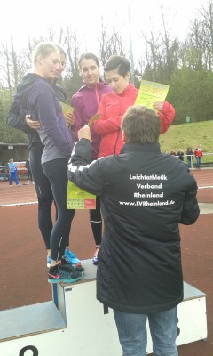 1. Foto