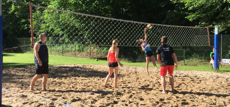 „Vier Jahreszeiten“ gewinnen das 17. Daadener Beachvolleyball- Turnier